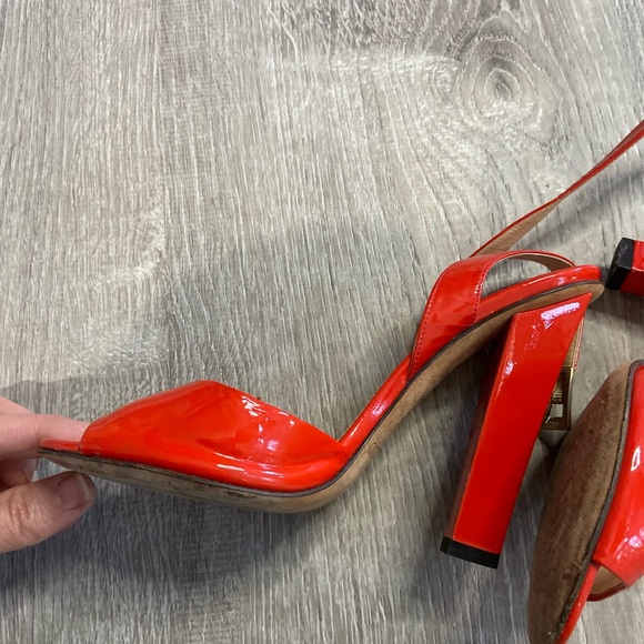 Jimmy Choo Patent Block Heel Strappy Sandal 35.5 - Picture 7 of 8